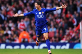 开云·Kaiyun网页版-“非凡战术：中锋位置的创新打法揭秘”，中锋实战视频